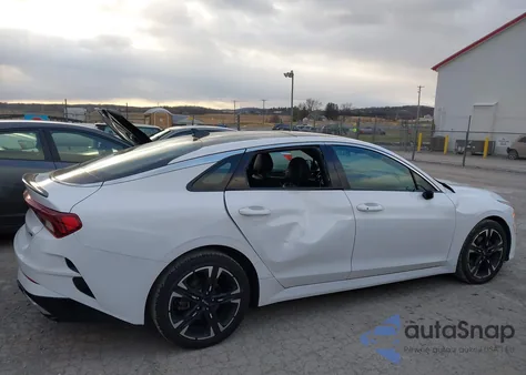 2022 Kia K5 Gt-Line z USA, uszkodzony, nr VIN 5XXG64J28NG128223